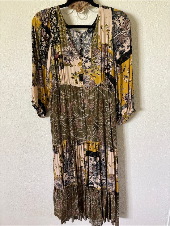 Gigio Dresses & Skirts - Boho Patchwork Maxi Dress in Olive & Mustard